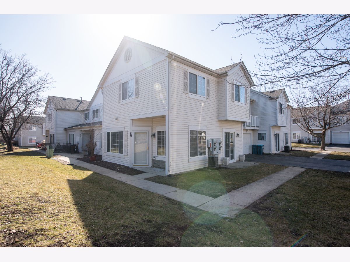 Townhomes & Condos Rented Heather Glen Aurora Illinois, 89 Braxton