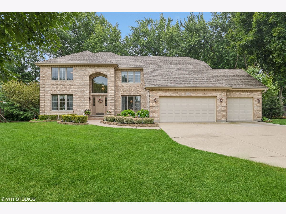 Homes & Condos & Townhomes Sold Wedgewood Crystal Lake Illinois, 1115 Palmer