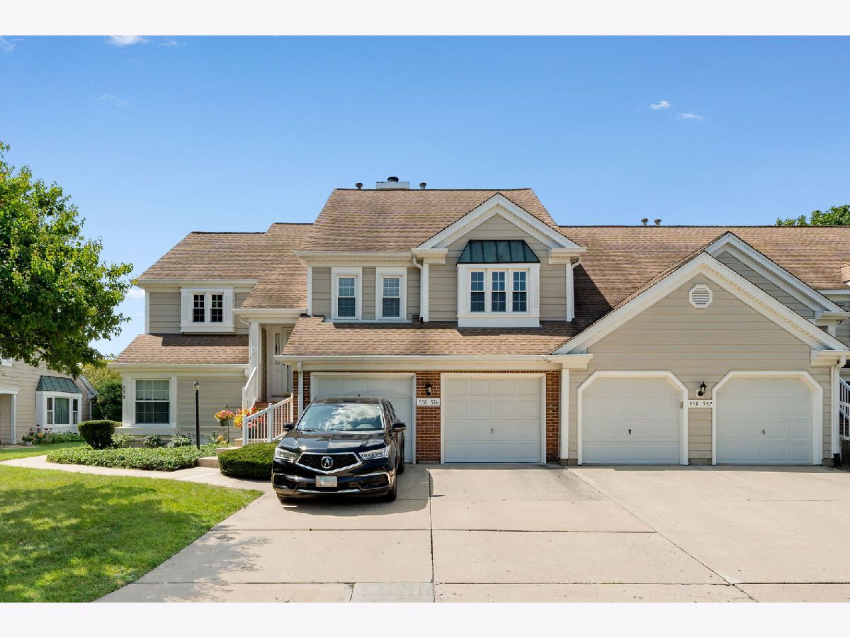 Townhomes Sold Covington Manor Buffalo Grove Illinois, 536 Park View