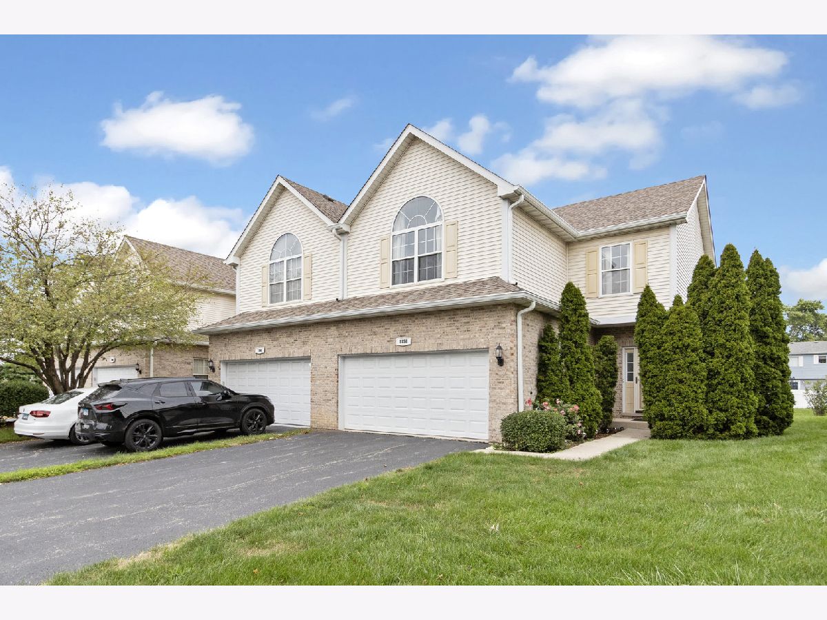 Townhomes Sold Lily Field Bolingbrook Illinois, 1158 Lily Field