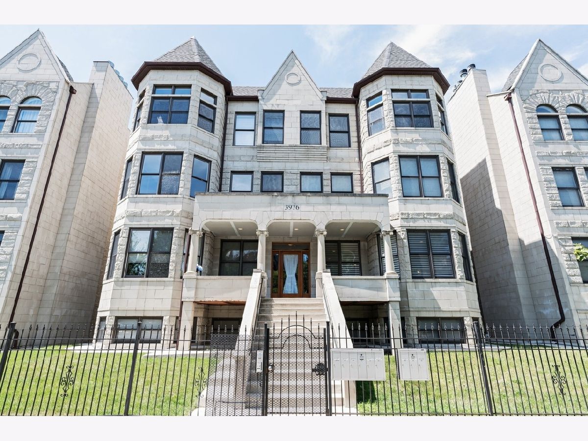 Sold Chicago Illinois, 3976 Ellis