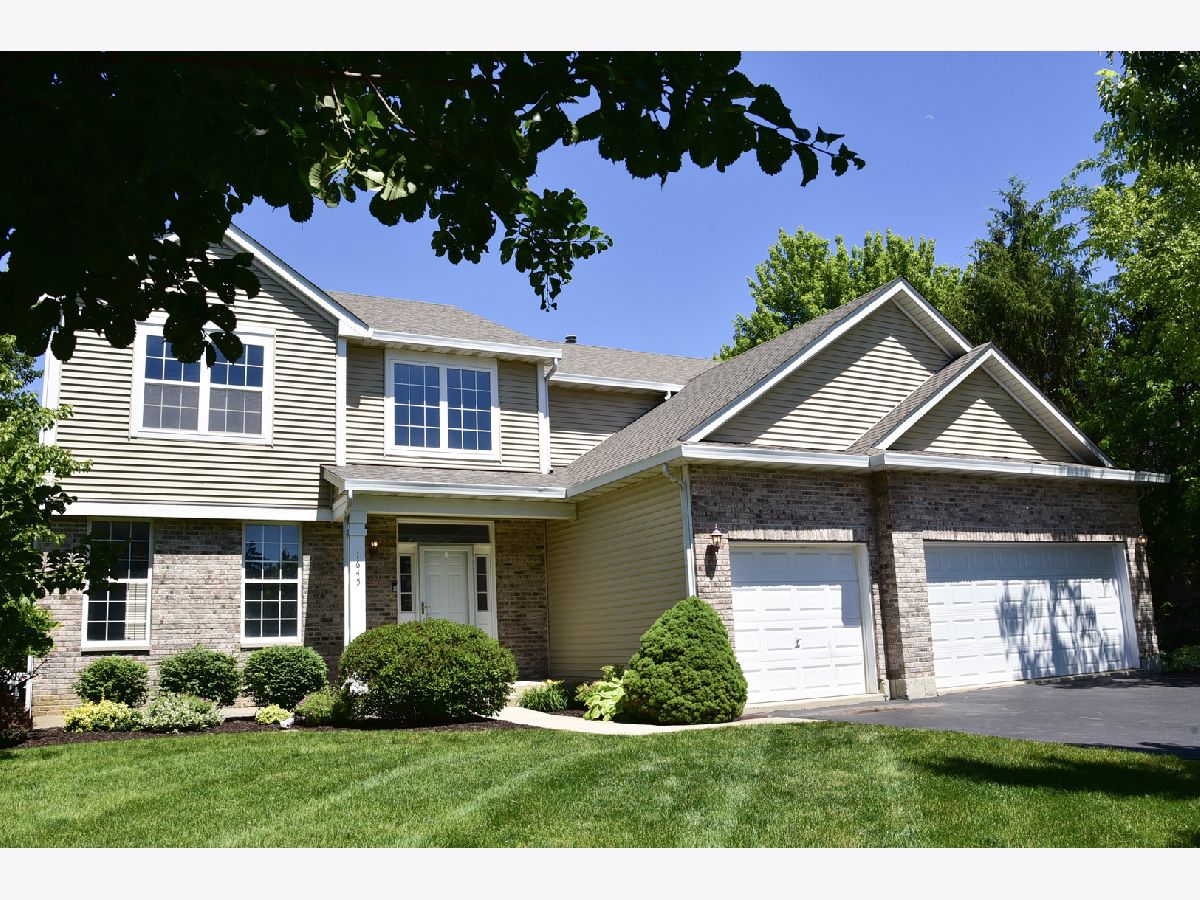 Homes Sold Natures Ridge Lindenhurst Illinois, 1645 Natures