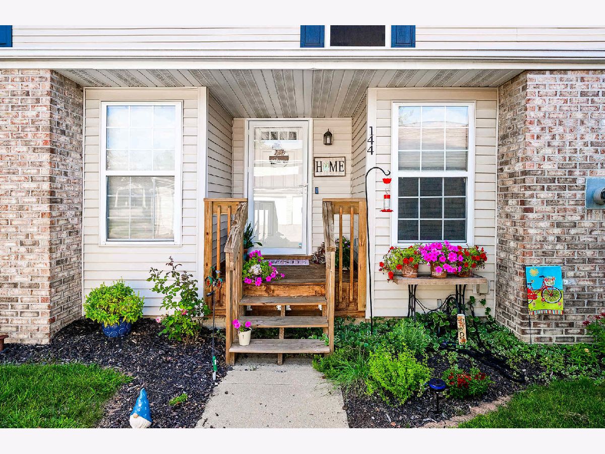 Condos & Townhomes & Homes Sold Lakeview Normal Illinois, 903 Linden