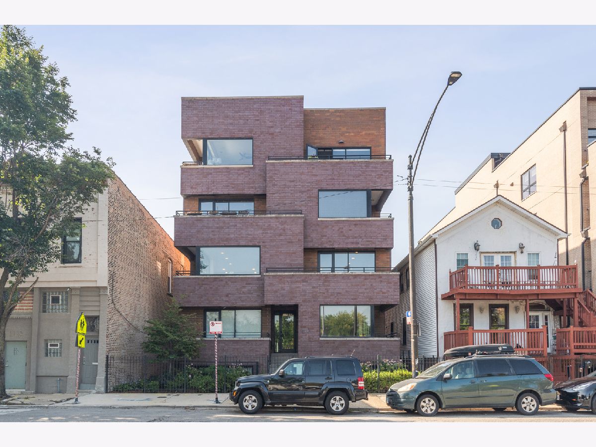  Sold Chicago Illinois, 1449 Grand