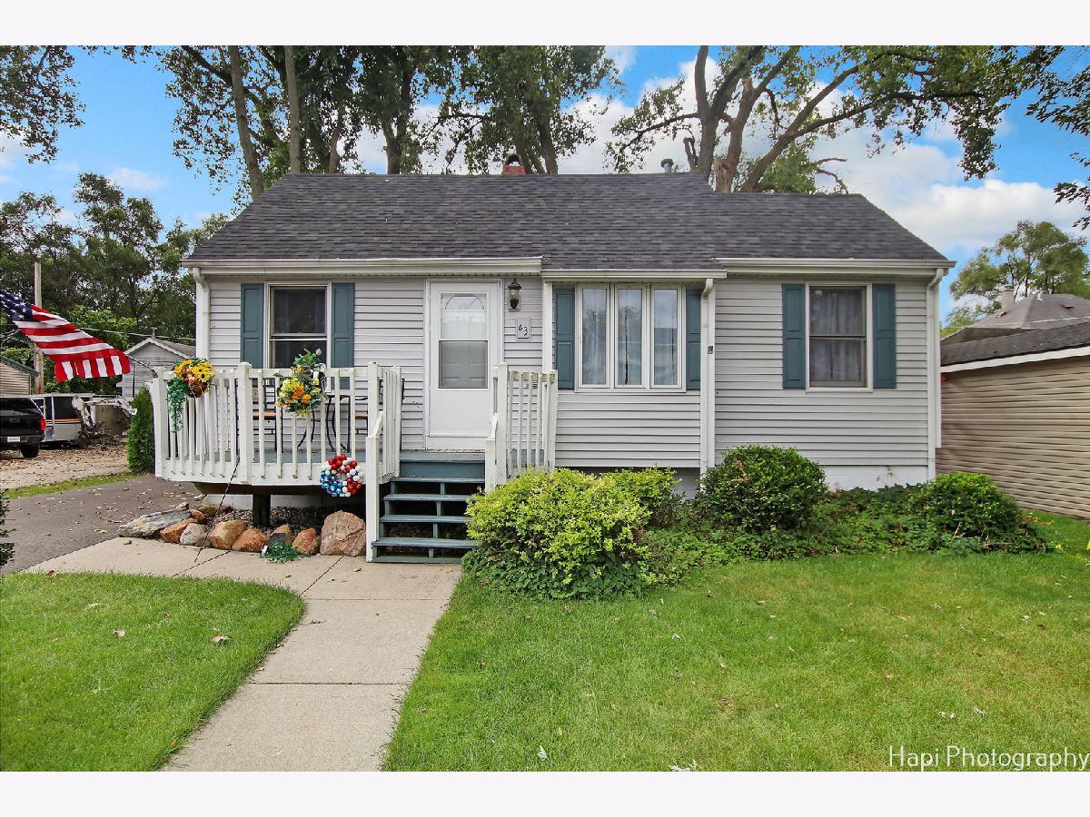 Homes Sold Pistakee Portals Fox Lake Illinois, 43 Fairfax