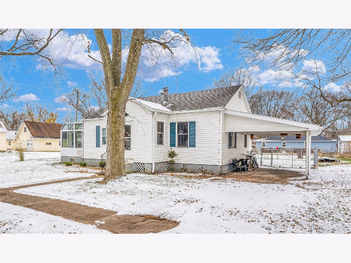  Sold Bement Illinois, 665 Macon