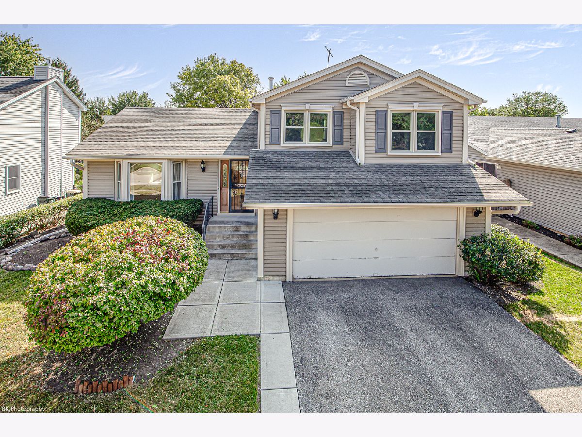 Homes Sold Windemere Elk Grove Village Illinois, 715 Schooner