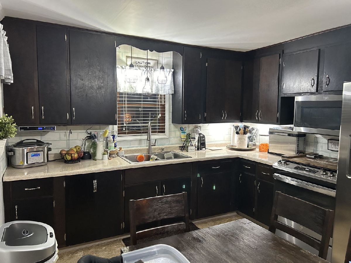  Sold Potomac Illinois, 105 Grant