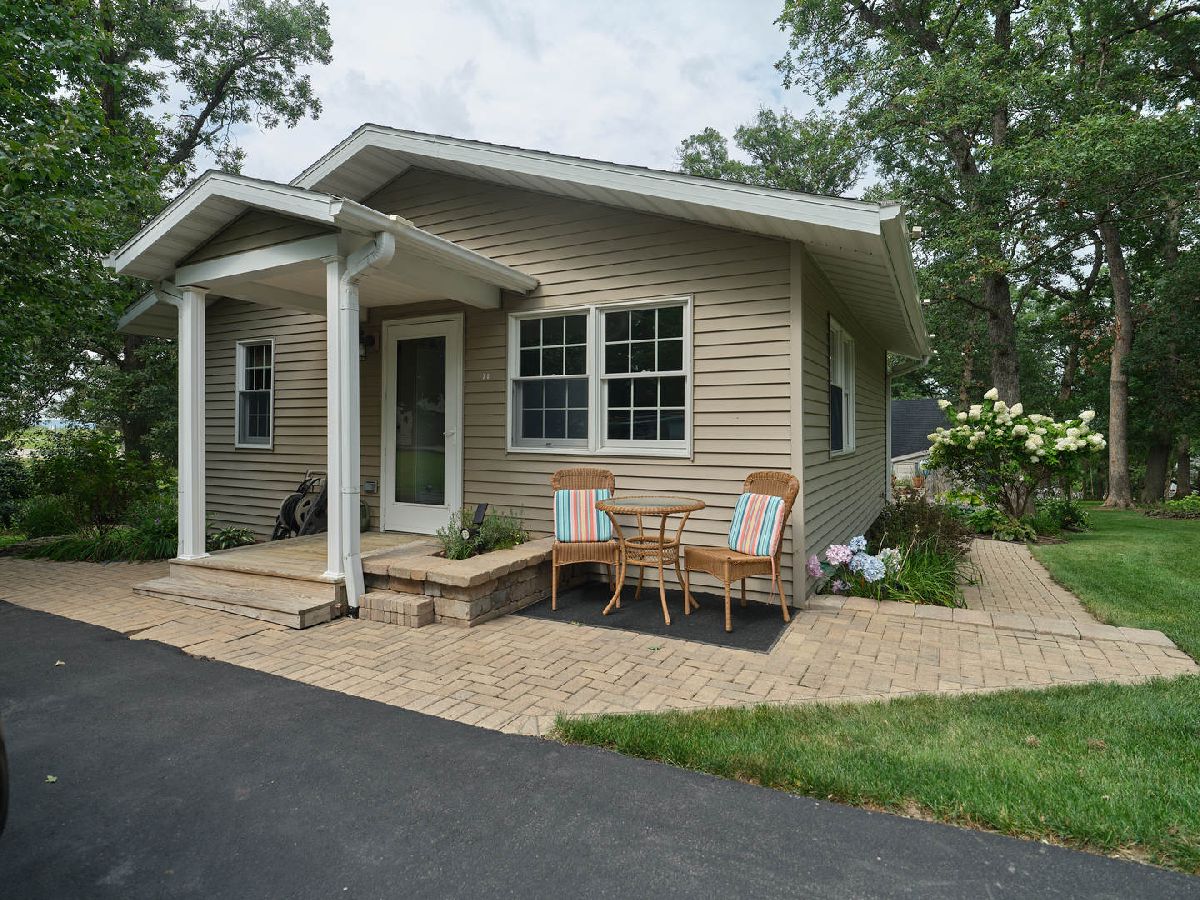  Sold Elizabeth Illinois, 30 Galena Oaks