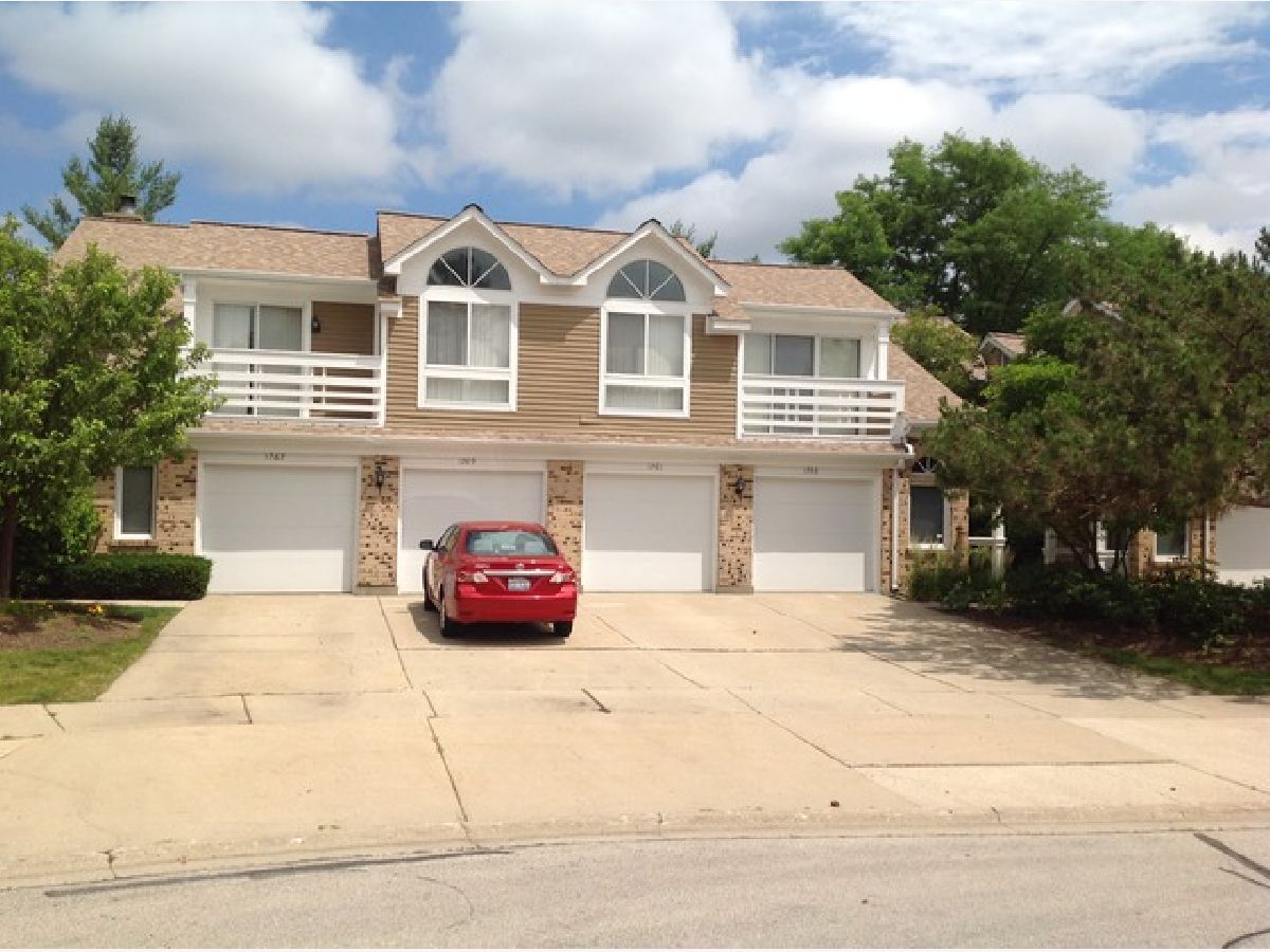 Townhomes & Condos Sold Spoerlein Farms Buffalo Grove Illinois, 1263 Ranchview