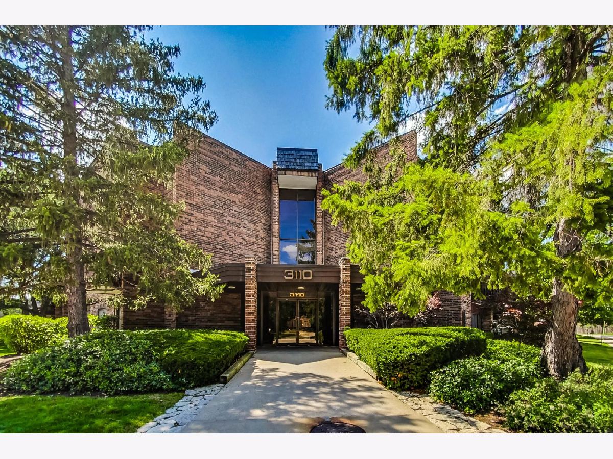Condos & Townhomes Sold Pheasant Creek Northbrook Illinois, 3110 Pheasant Creek