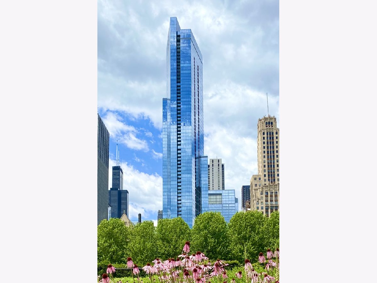 Condominiums Sold The Legacy At Millennium Park Chicago Illinois, 60 Monroe
