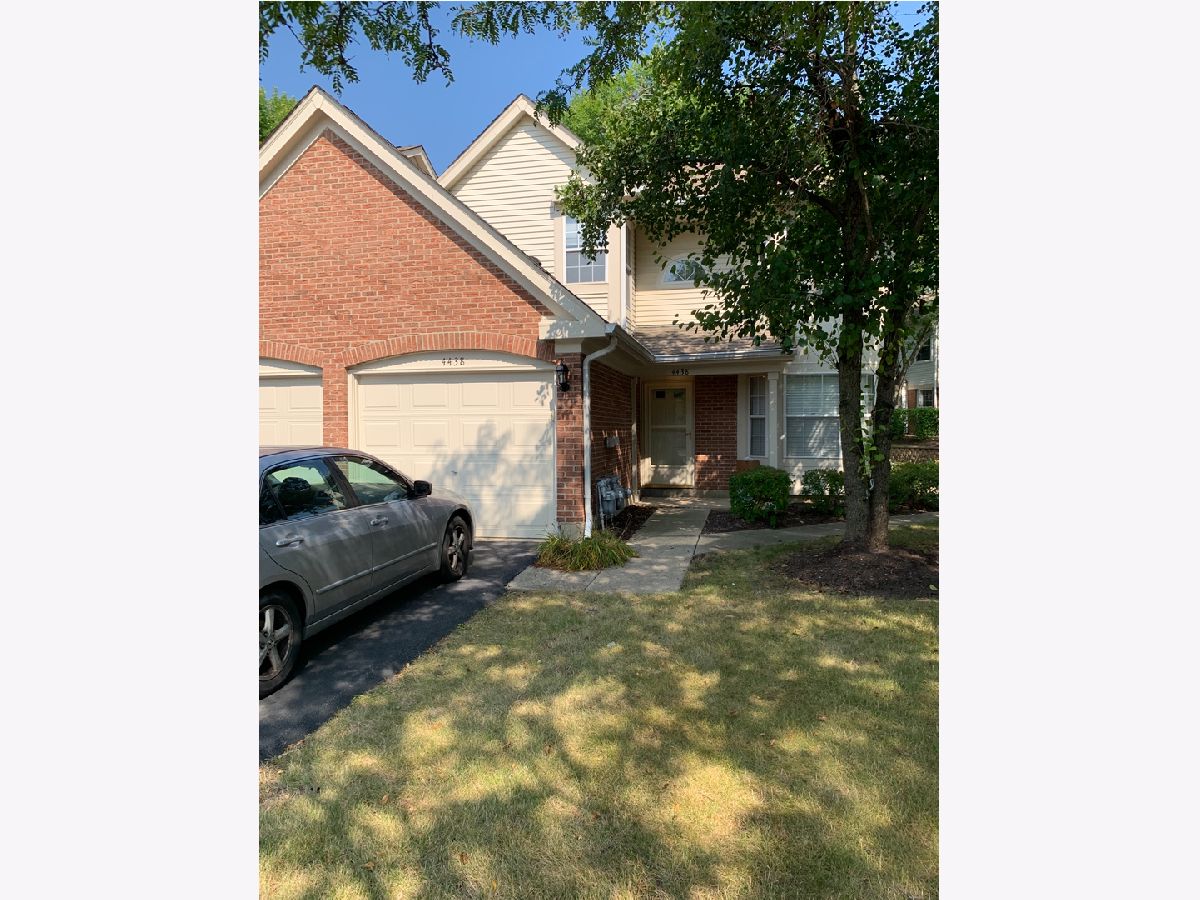 Townhomes & Condos & Homes Rented Mayfair Station Hanover Park Illinois, 4438 Edinburg