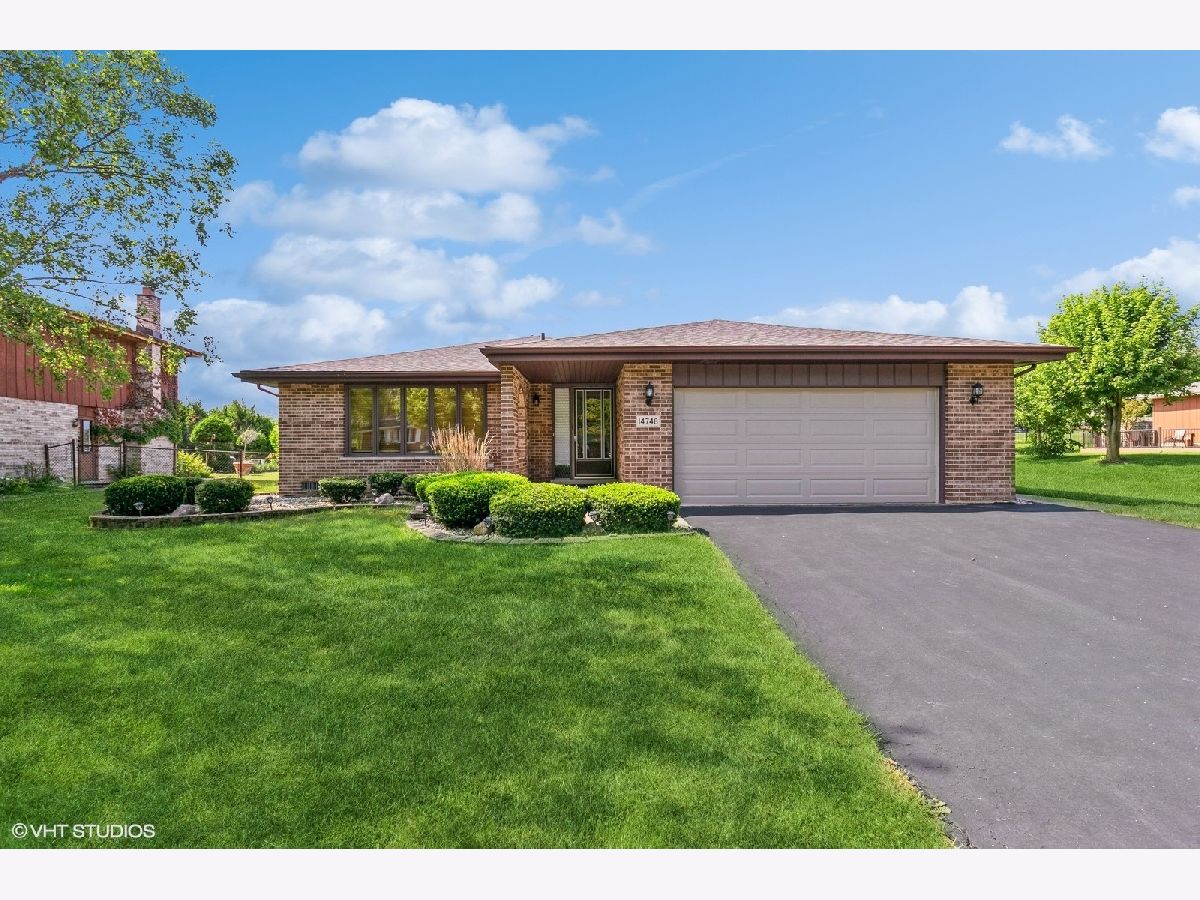 Homes Rented Pinewood Orland Park Illinois, 14748 Sprucecreek