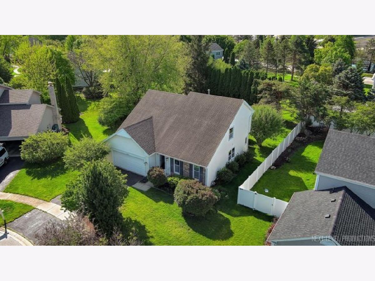 Homes Rented Charlemagne St Charles Illinois, 3103 Blackhawk