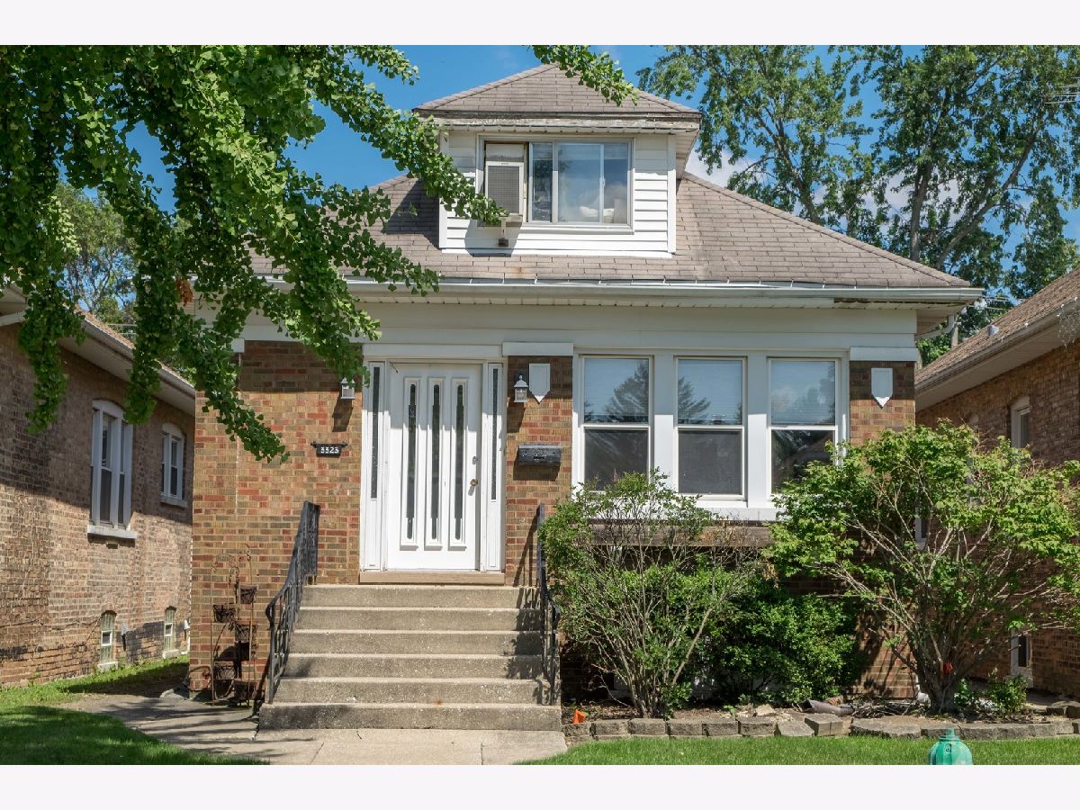 Homes Sold Brookfield Manor Brookfield Illinois, 3323 Vernon