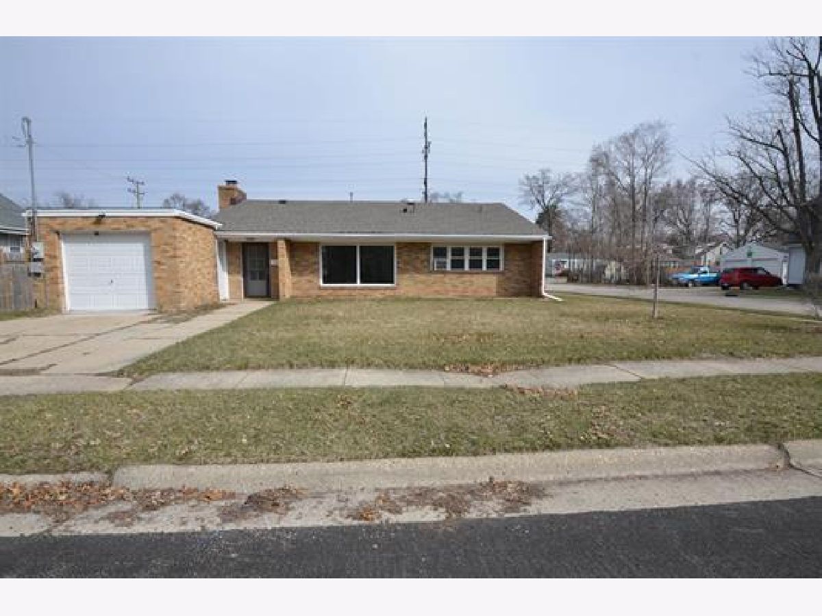  Rented Loves Park Illinois, 248 Grand
