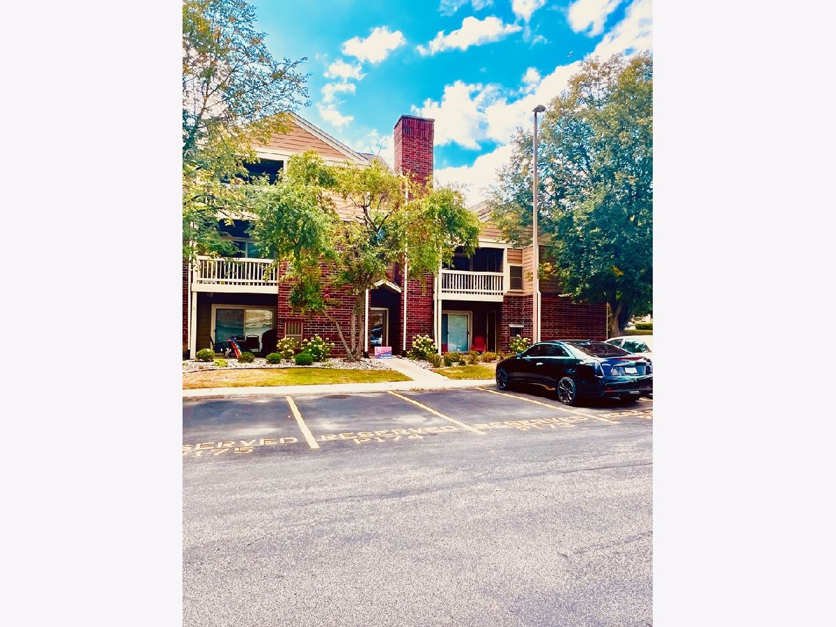 Condominiums Sold Park Bloomingdale Bloomingdale Illinois, 104 Glengarry