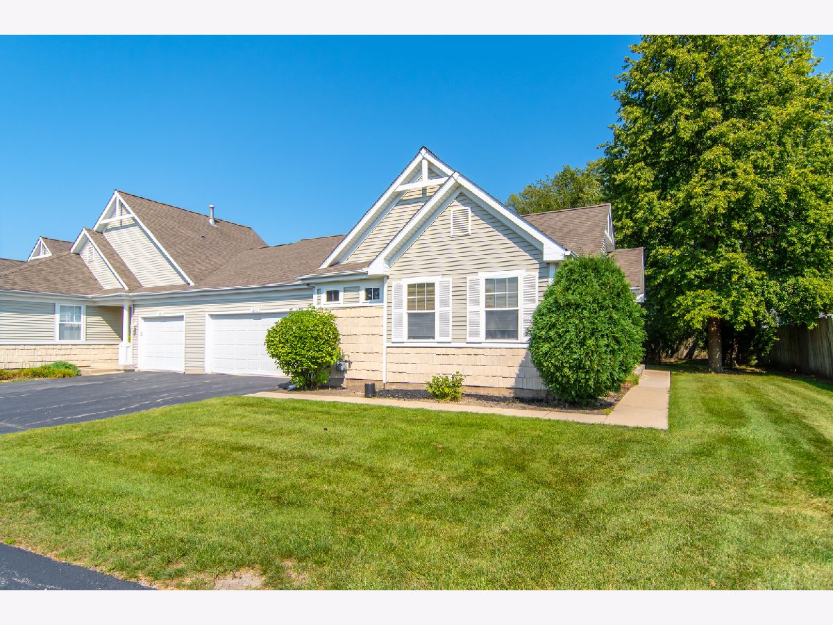 Condos & Townhomes Sold Park Place On The Green Crest Hill Illinois, 1252 Liberty Park