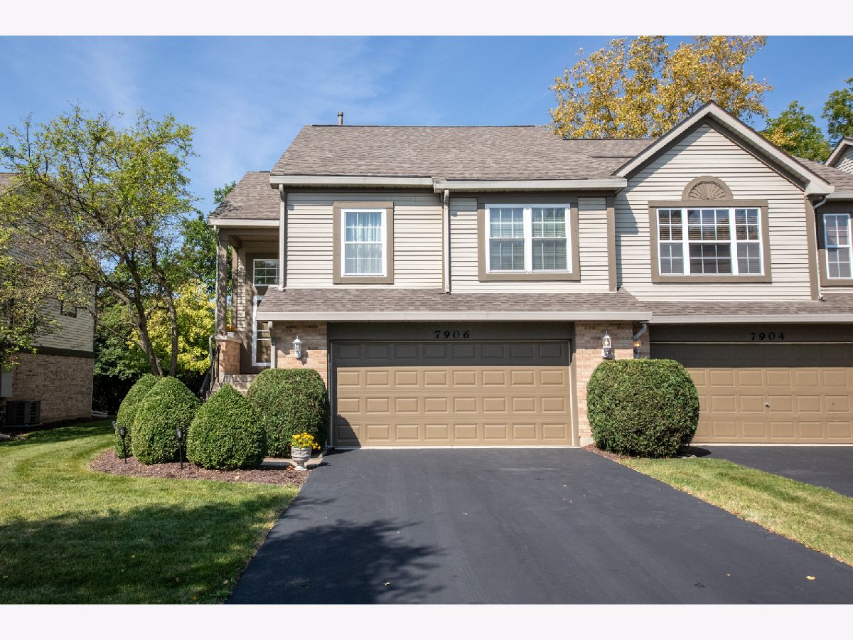 Townhomes & Condos Sold Woodmere Darien Illinois, 7906 Hedgewood