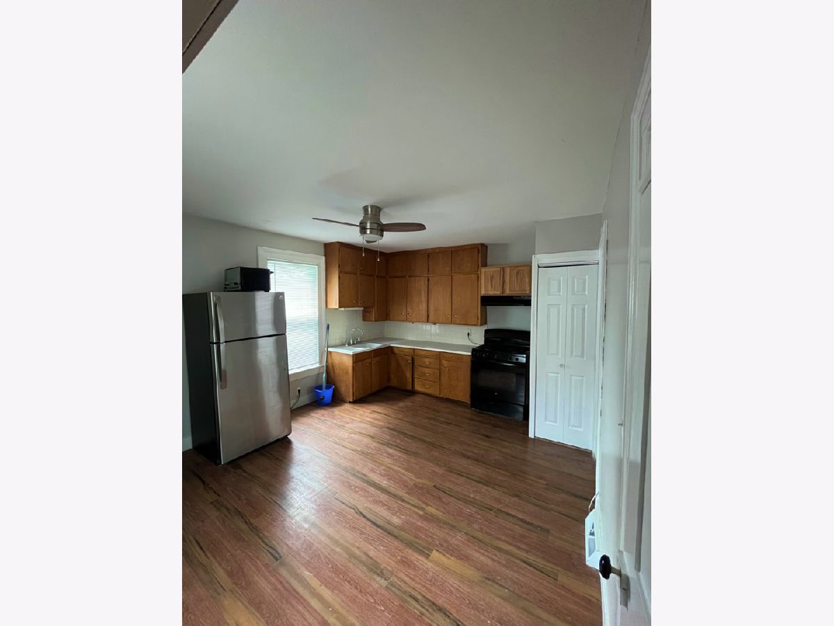  Rented Belvidere Illinois, 318 Hurlbut