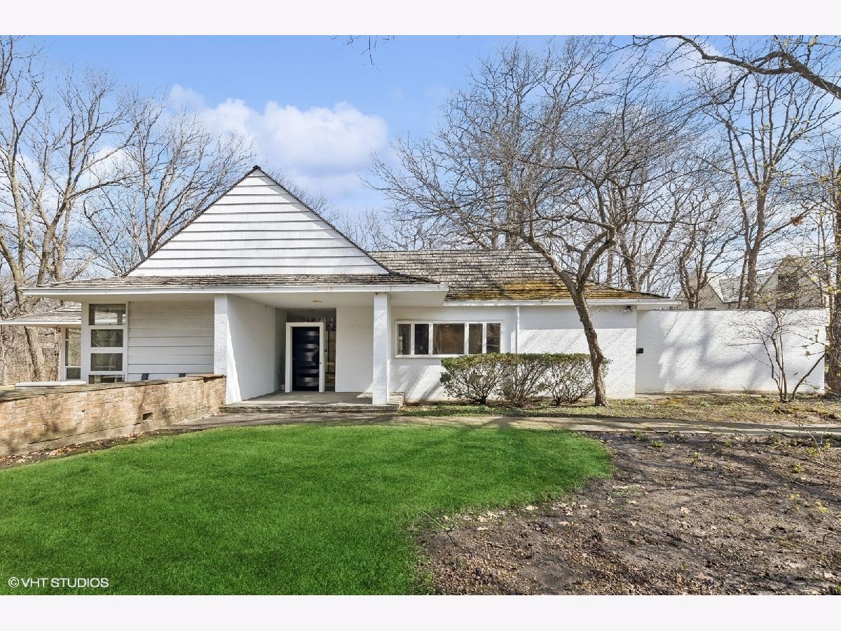 Homes Rented Deere Park Highland Park Illinois, 155 Deere Park
