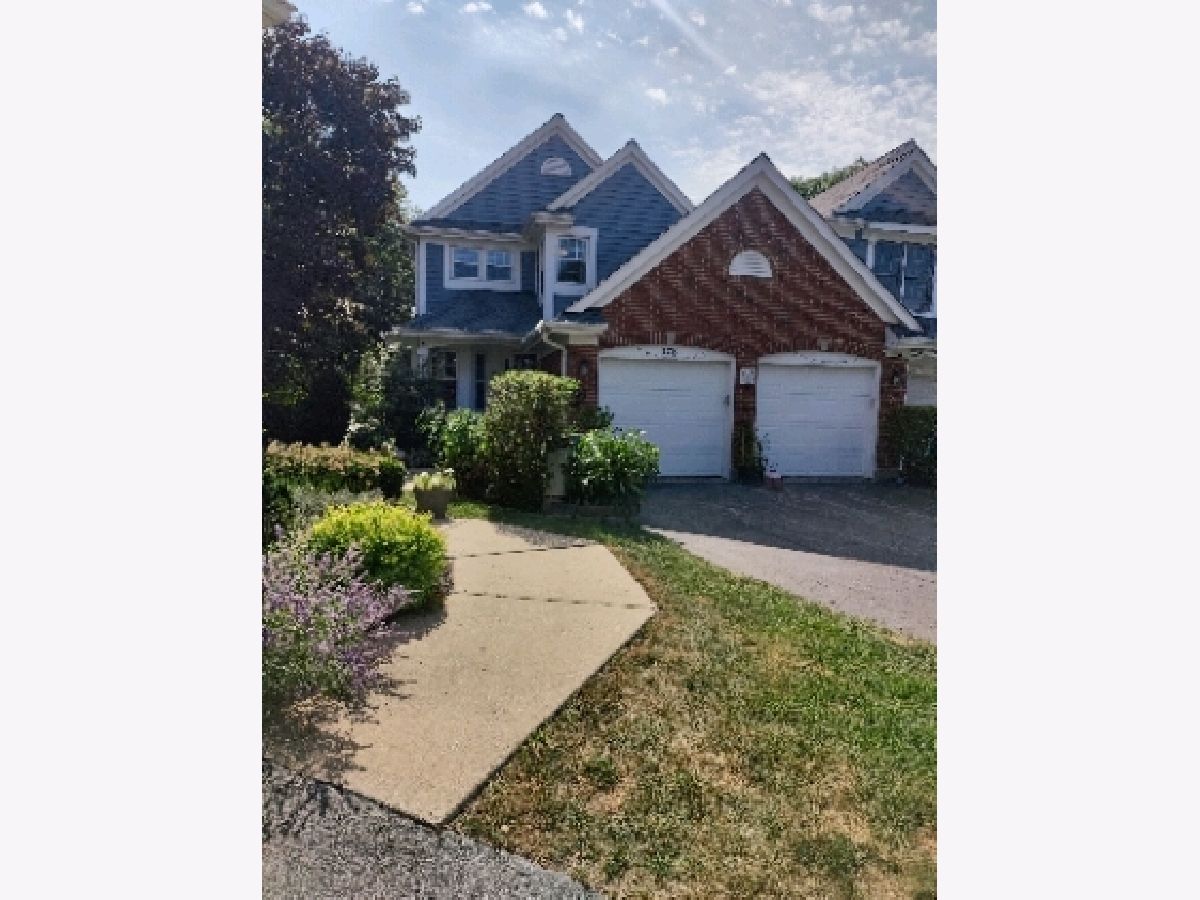 Homes & Townhomes Rented Olde Grove Farm Vernon Hills Illinois, 378 Prairie Meadow