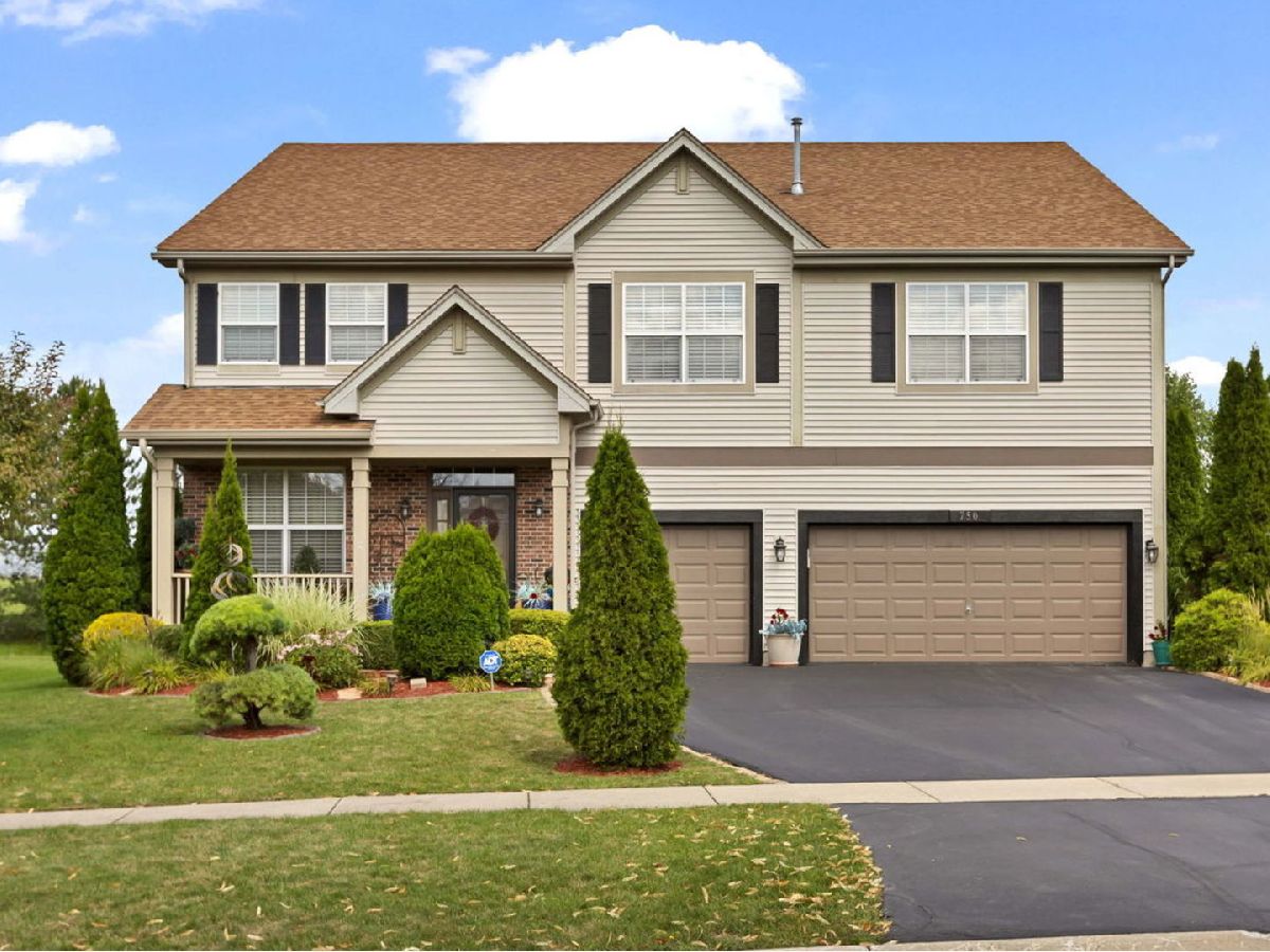 Homes Sold Lakewood Orchard Round Lake Illinois, 750 Tess