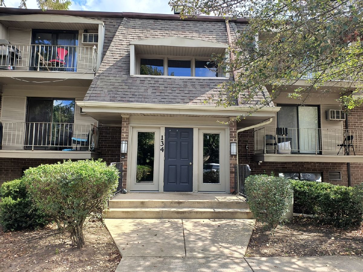 Condominiums Sold Olive Trees Naperville Illinois, 134 Bailey