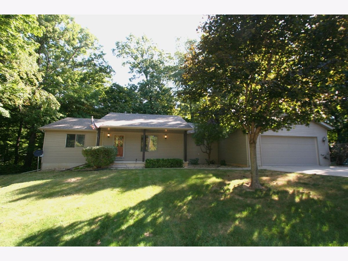  Sold Mackinaw Illinois, 10 Victoria