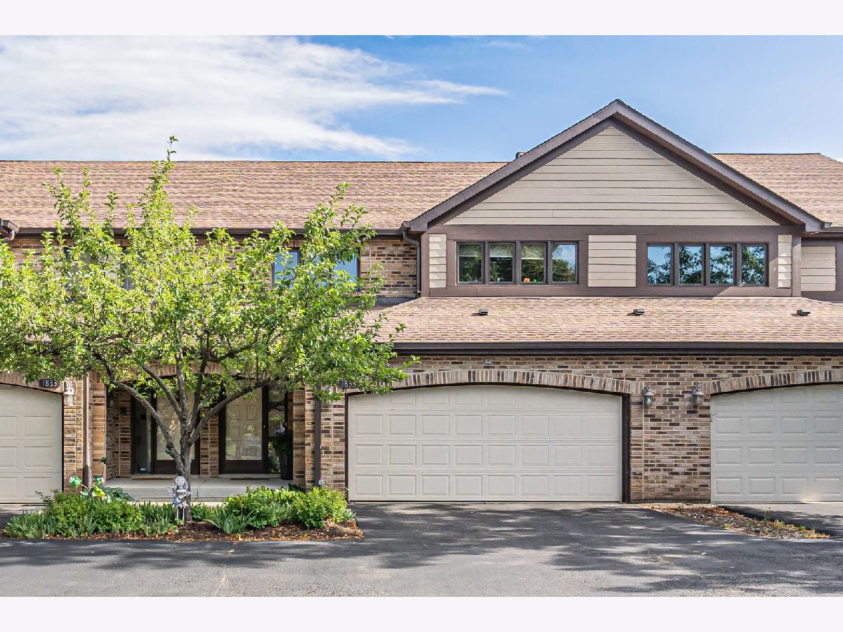Townhomes & Condos & Homes Sold Villa Olivia Bartlett Illinois, 1835 Golf View