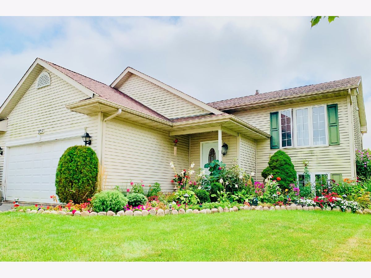 Homes Sold Bartletts North Shore North Chicago Illinois, 3137 Vickie