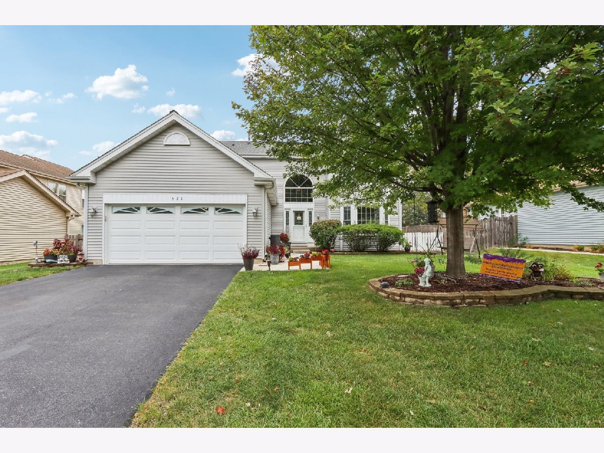 Homes Sold Country Ridge Wauconda Illinois, 521 Indian Ridge