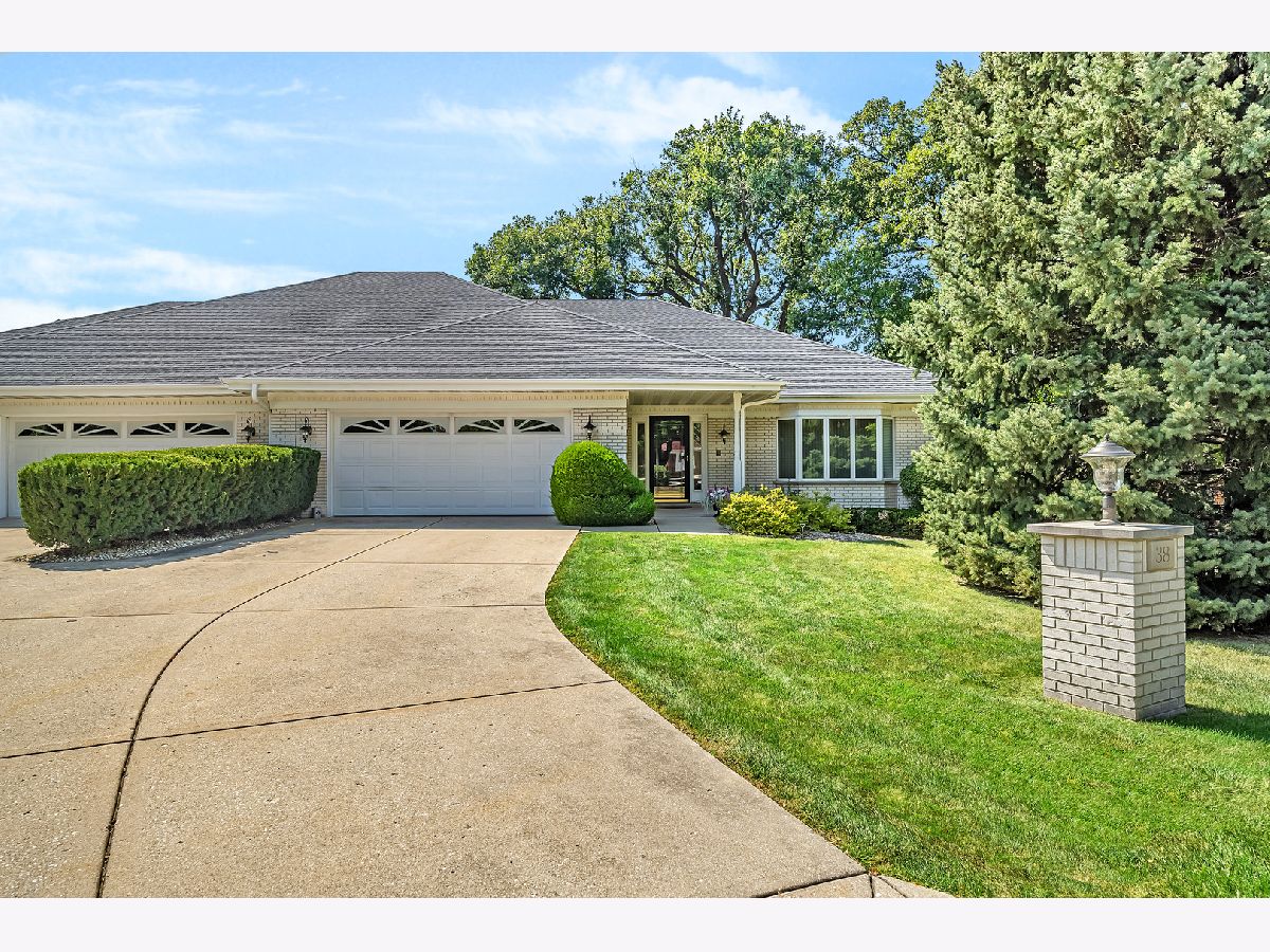 Condominiums & Homes Sold Oakwood Estates Joliet Illinois, 38 Coventry Chase