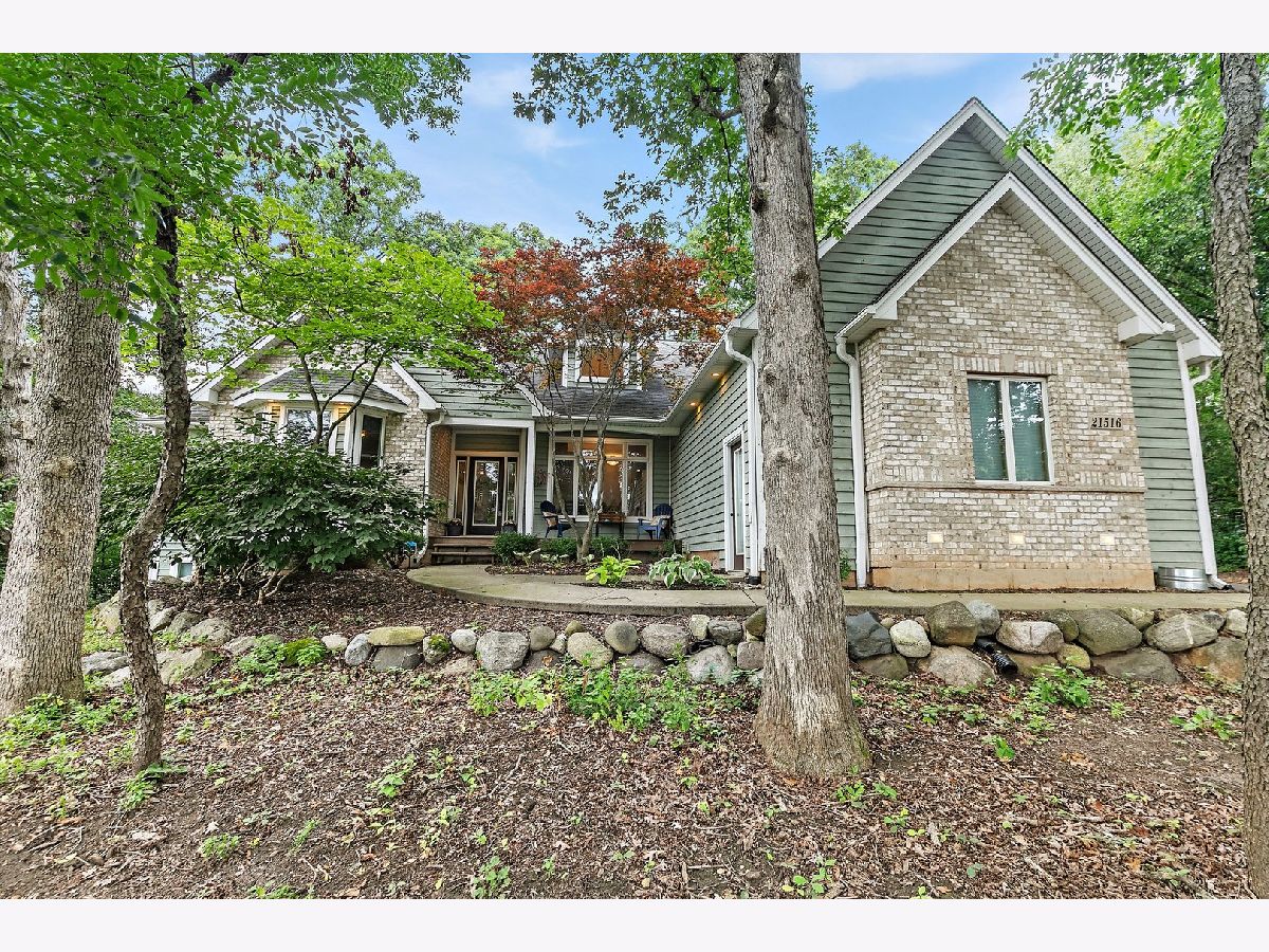 Homes Sold Southridge Marengo Illinois, 21516 Weiss