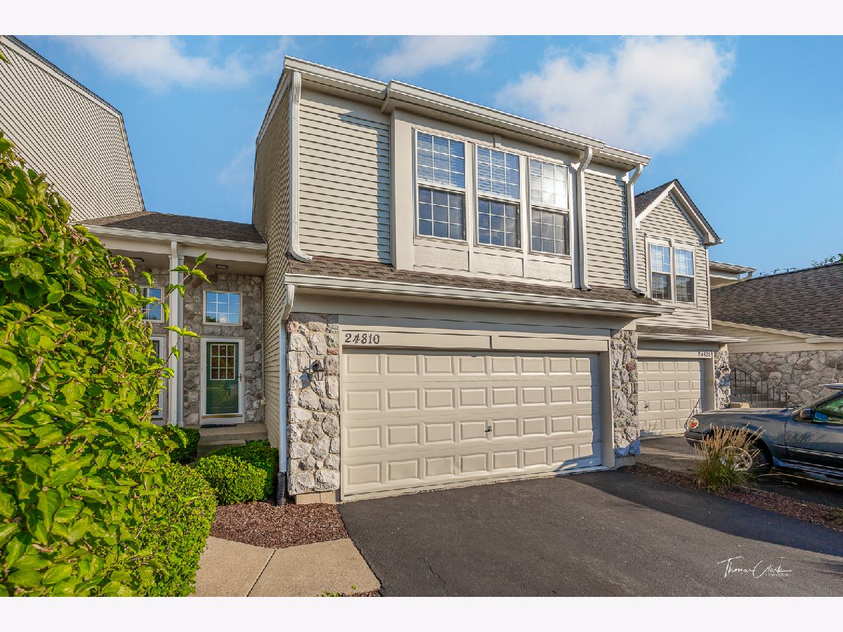 Homes & Townhomes & Condos Rented Auburn Lakes Plainfield Illinois, 24810 Gates