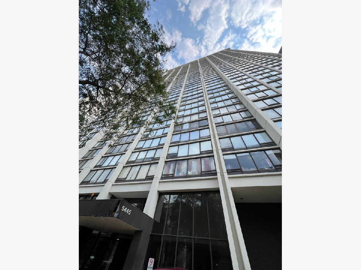 Condominiums Rented Edgewater Plaza Chicago Illinois, 5445 Sheridan