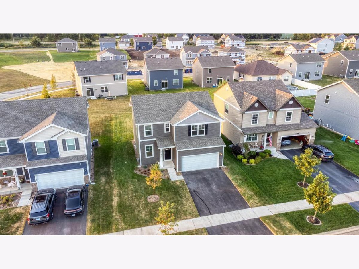 Homes & Townhomes Rented Playa Vista Plainfield Illinois, 13625 Sanibel