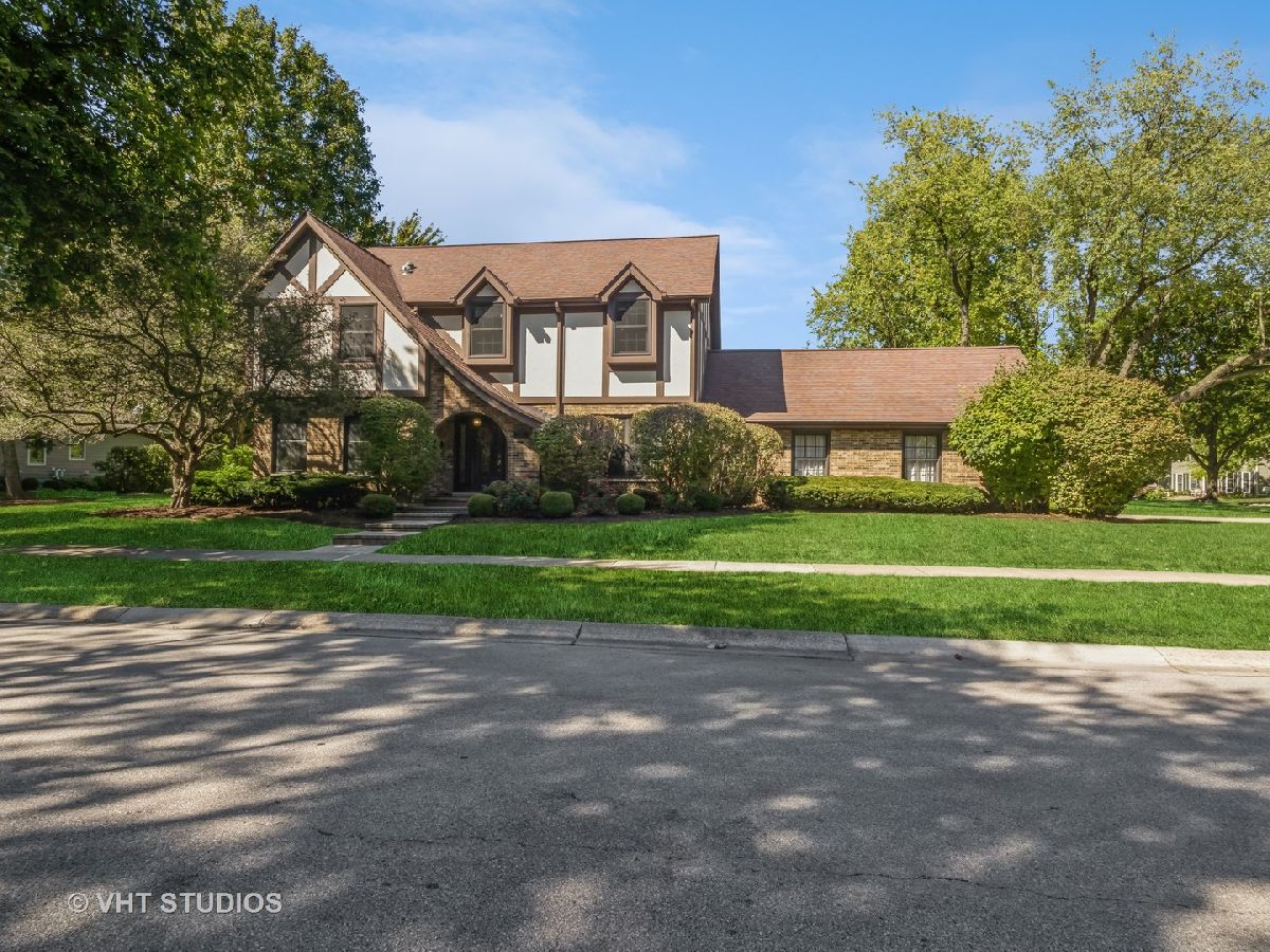 Homes Sold Oak Hill Estates Lisle Illinois, 2256 Oak Hill