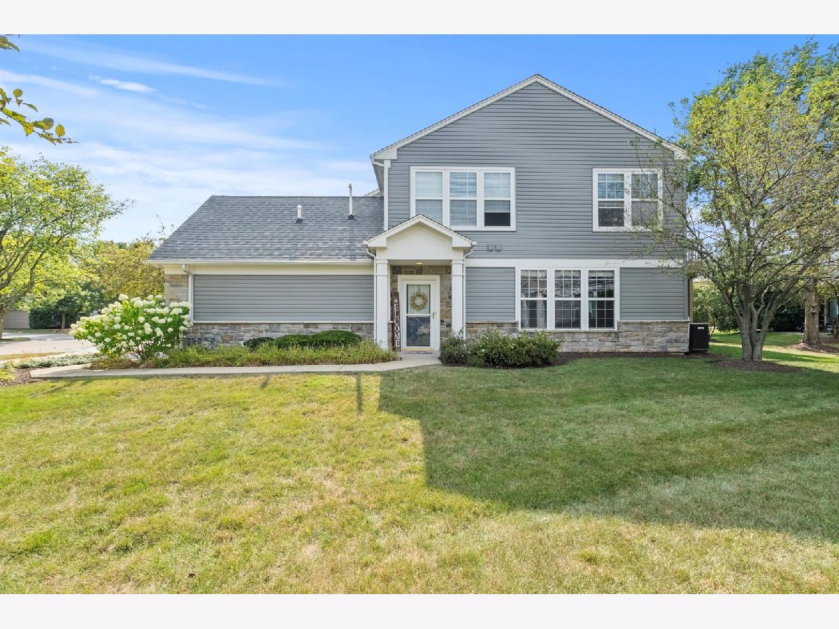 Townhomes & Homes Rented Prescott Mill Oswego Illinois, 427 Valentine