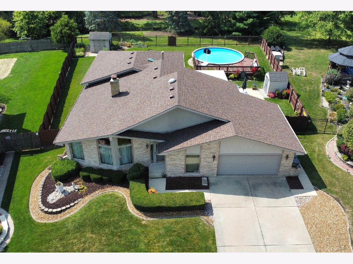 Homes & Townhomes & Condos Sold Brook Hills Orland Park Illinois, 11671 Valley Brook