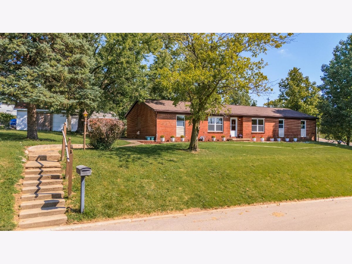 Homes & Condos & Townhomes Sold South Hill Bloomington Illinois, 101 Tanner