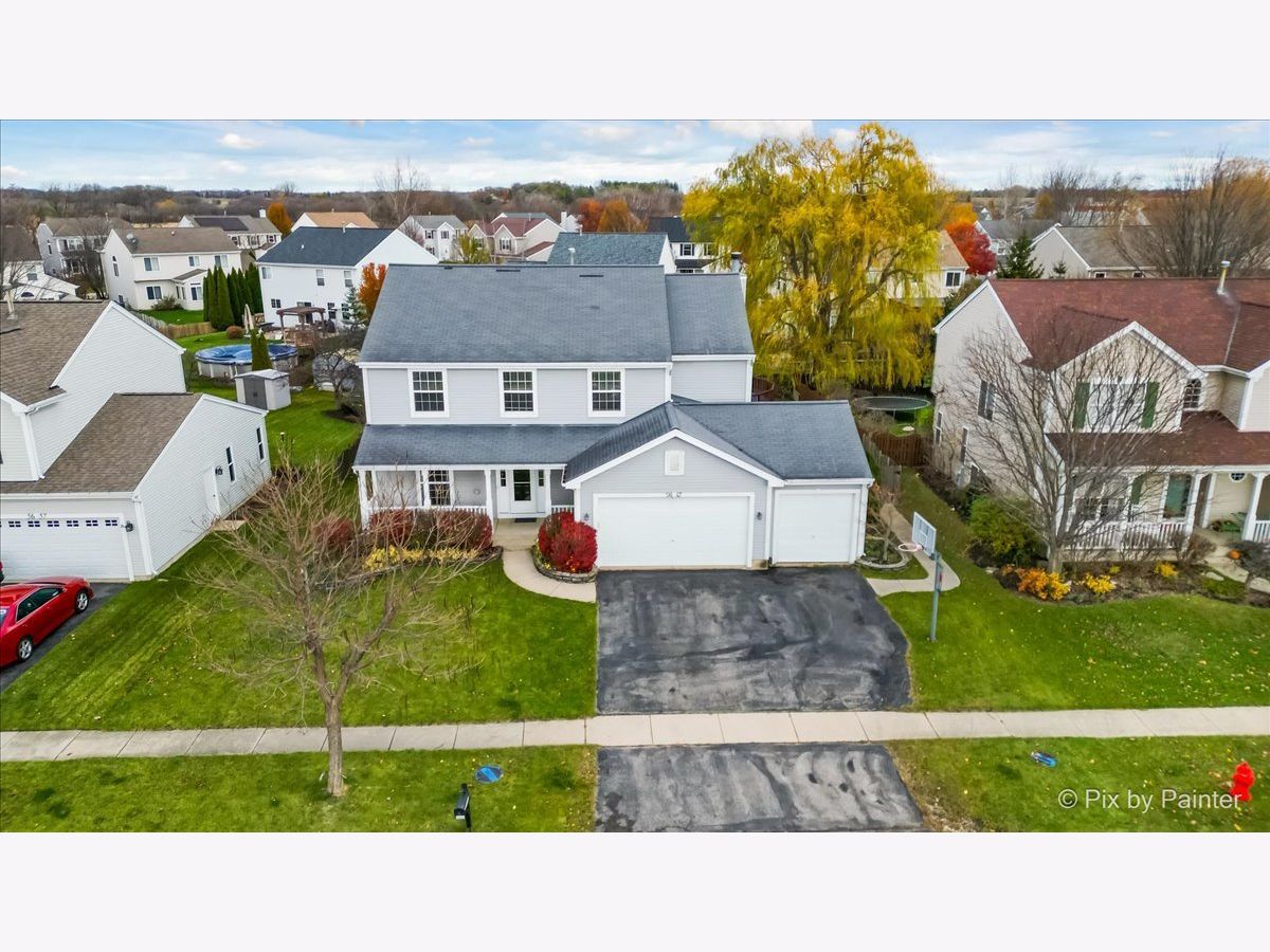 Homes & Condos & Townhomes Sold Meadowbrook Lake In The Hills Illinois, 5647 Mckenzie