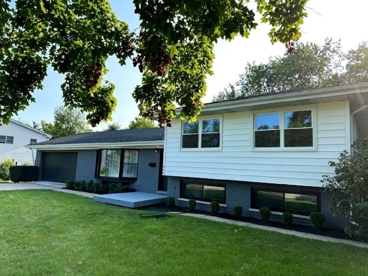 Homes Sold Countryside Glenview Illinois, 906 Revere