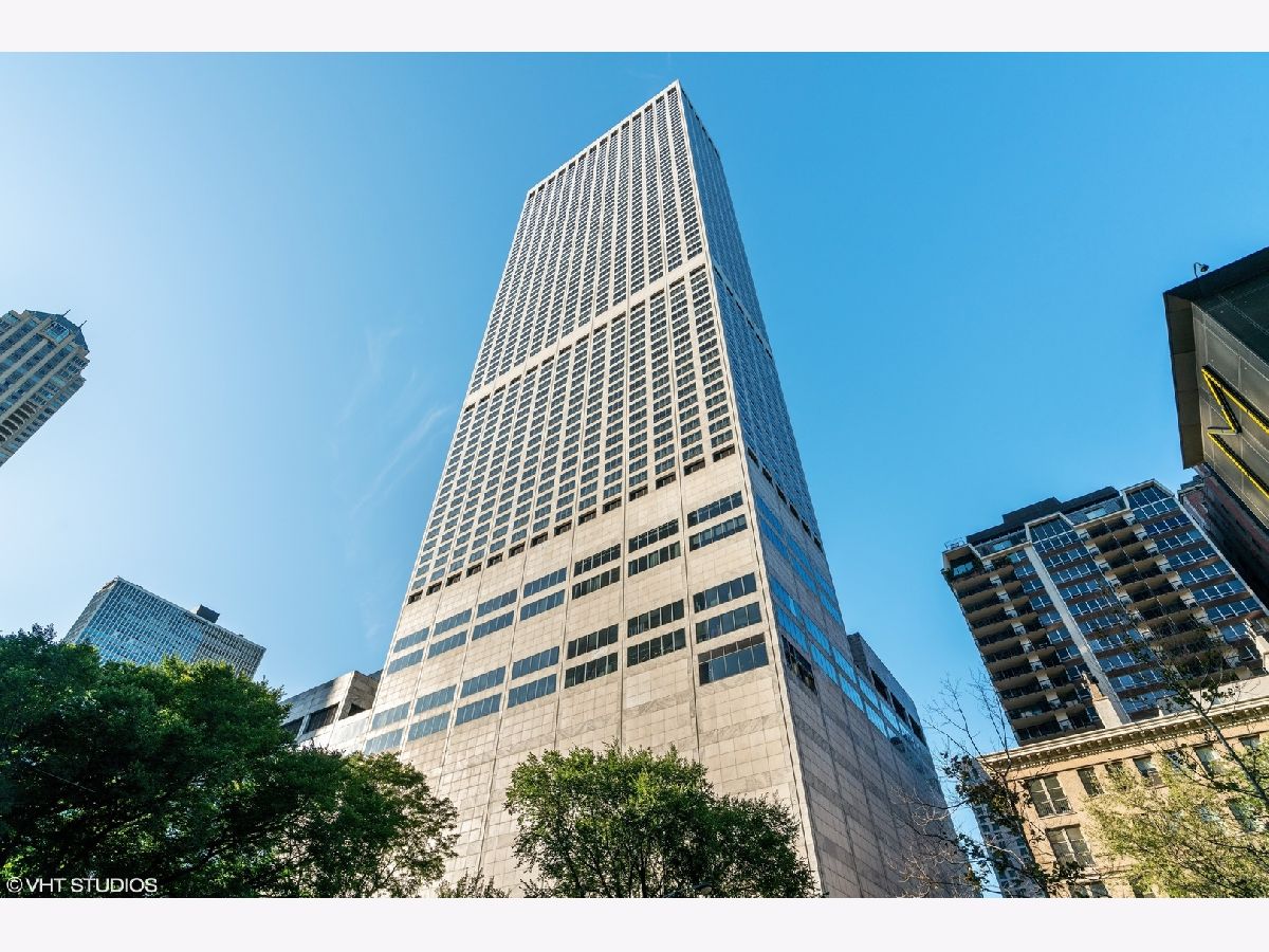 Condominiums Sold Water Tower Residences Chicago Illinois, 180 Pearson
