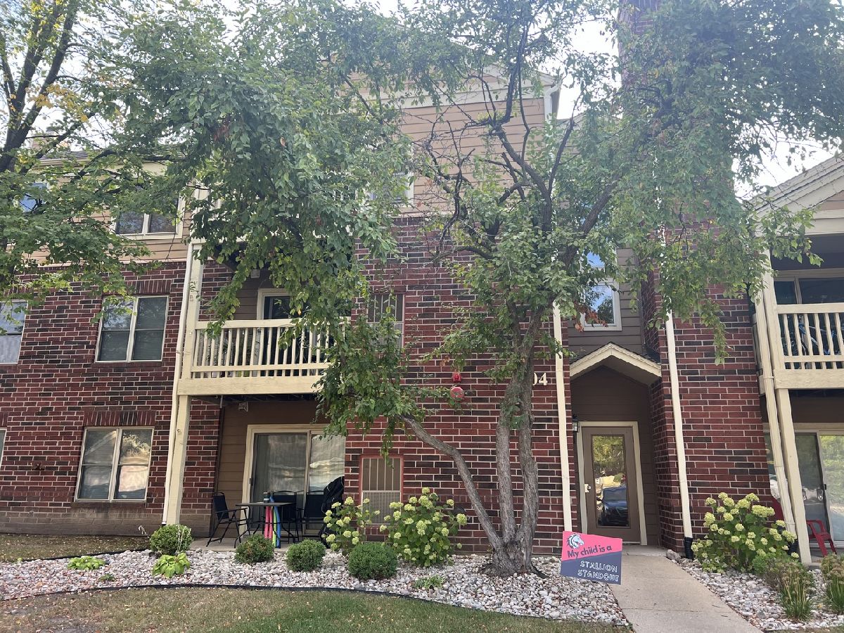 Condominiums Sold Park Bloomingdale Bloomingdale Illinois, 104 Glengarry