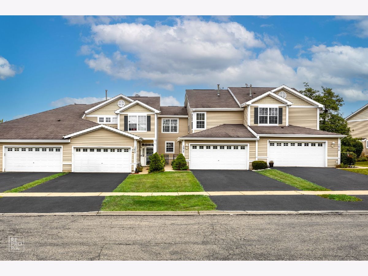 Townhomes Rented Remington Trails Round Lake Illinois, 1475 Remington