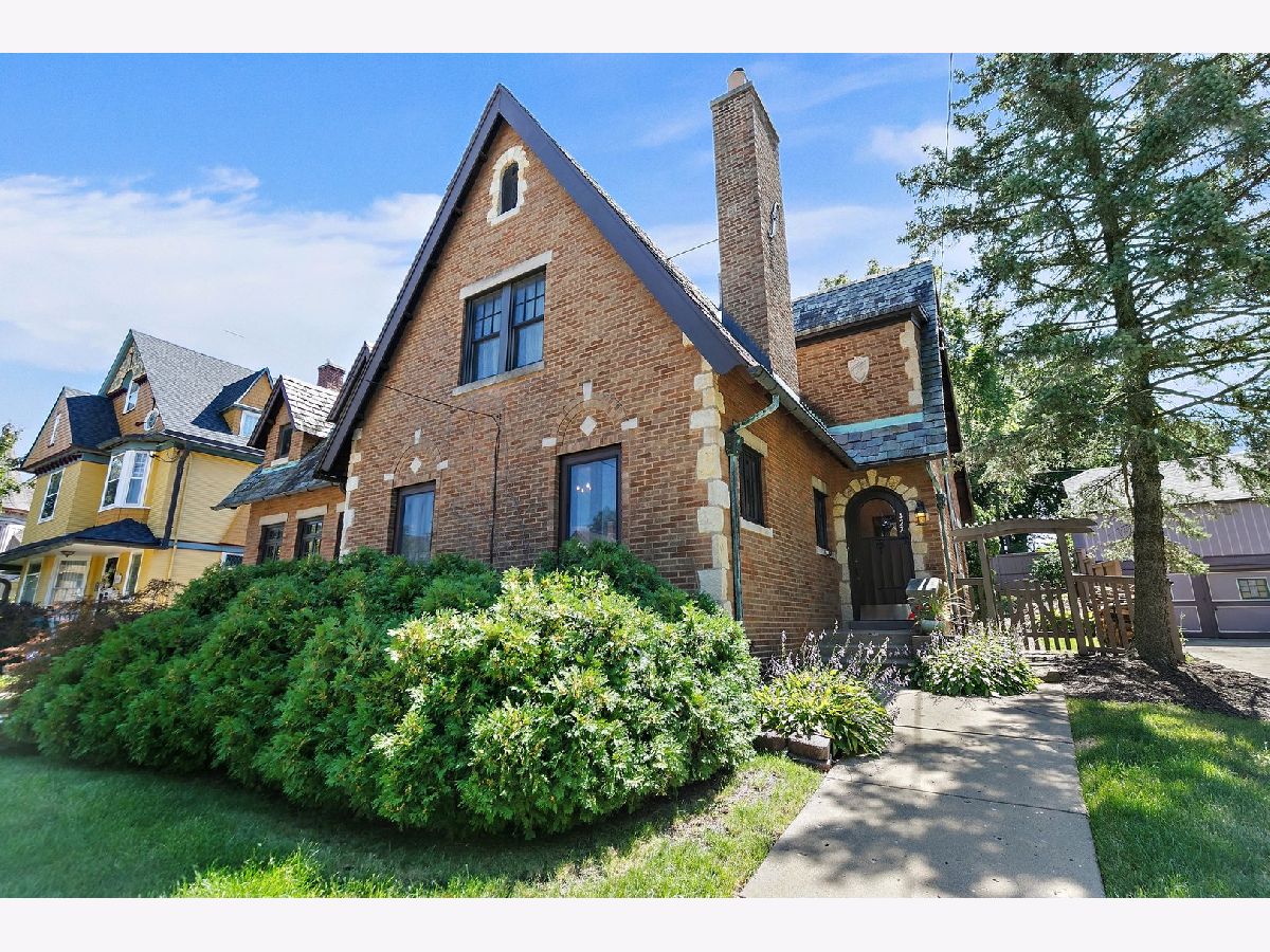 Homes Sold James T Giffords Elgin Illinois, 427 Du Page