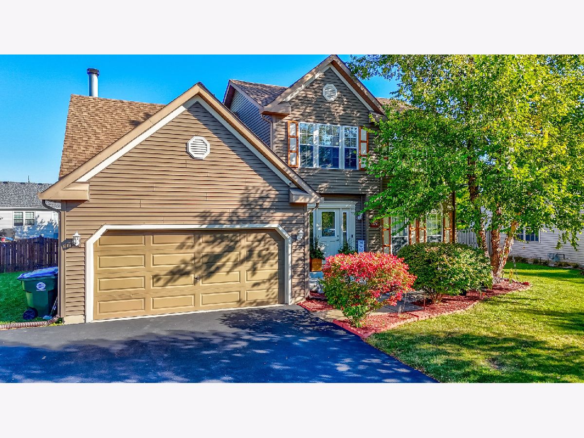 Homes & Townhomes Sold Heritage Of Oswego Oswego Illinois, 704 Richmond