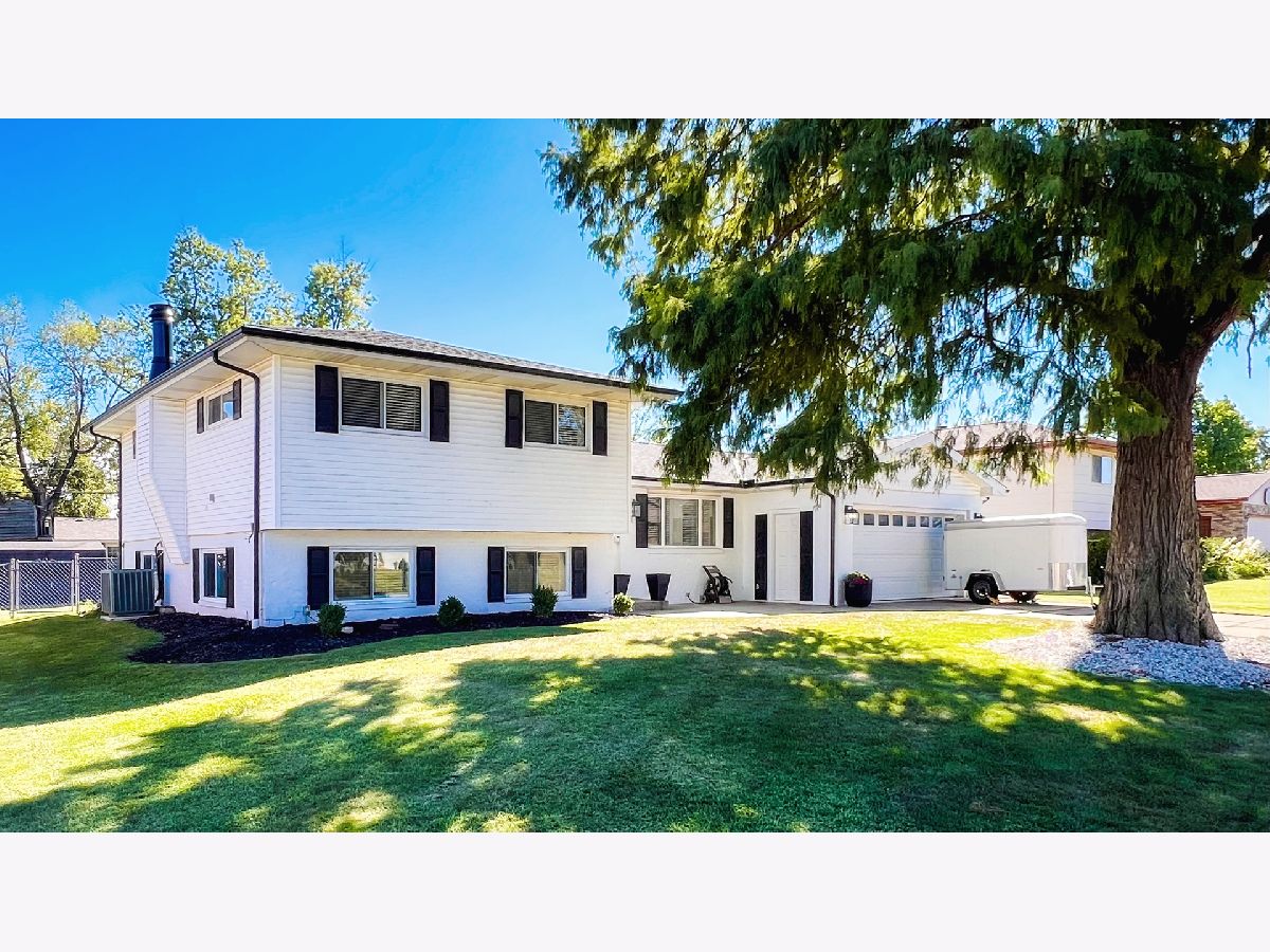  Sold Morton Illinois, 220 Lakewood
